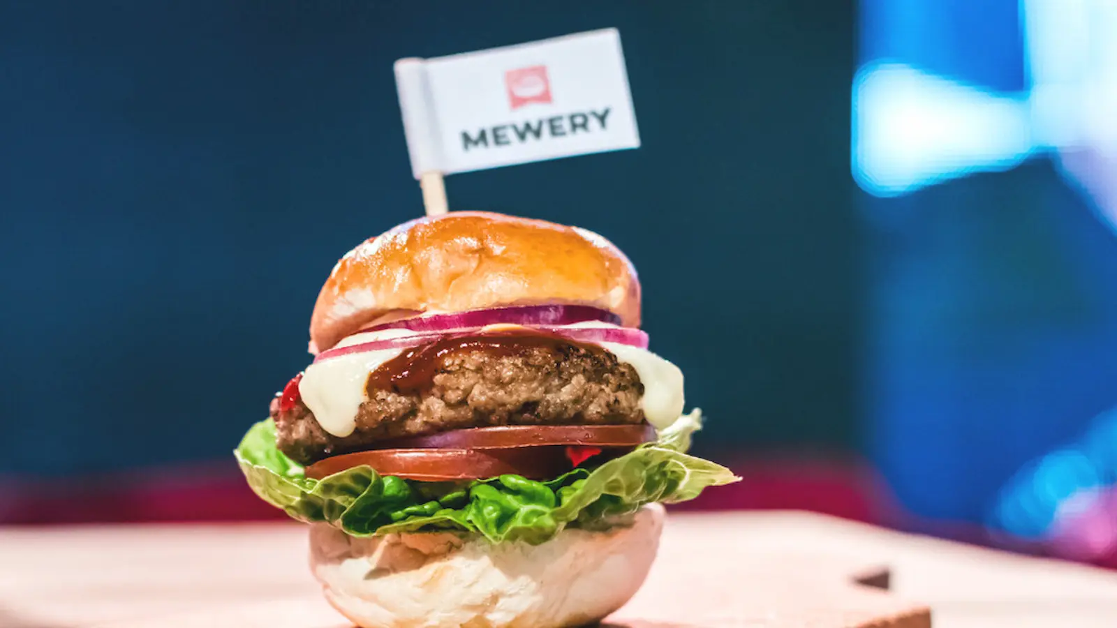 Meweryの新作ハンバーガー