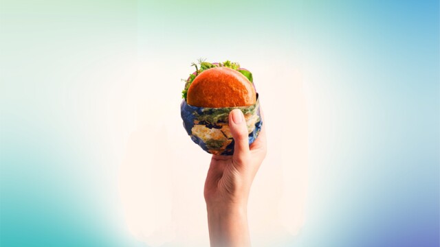 🇳🇱オランダのMosa Meatが約27.6億円を調達、培養牛肉の生産コストは開発当初の10万分の1に

-------------------------
資金集めに苦戦し破産する企業も見られる一方で、2028年までの運転資金を確保し明るいニュースとなりました🙌💰

2013年に世界初の培養牛肉🍔を披露した際には33万ドルのコストがかかっていましたが、今では10万分の1にまで削減。

レストランメニューに相応しい価格帯でハンバーガーを生産しており、今後さらに低減される見込みです。

英国をはじめとした複数の国で認可申請を実施中で、市場化に期待がかかります🔥

🔗記事本文は、プロフィールのリンクから

#細胞農業 #代替プロテイン #代替タンパク質 #フードテック #細胞性食品 #培養肉 #培養肉開発 #培養肉生産 #細胞培養