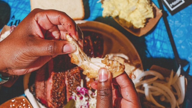 🇺🇸Eat Justが、新製品の植物性チキン「Just Meat」を全米のウォルマート3,000店舗に導入

-------------------------
代替卵「JUST Egg🥚」の順調な展開拡大を受けて、代替肉市場に進出しました。

4種類のフレーバーが用意されており、価格設定は100gあたり約380円とまだ割高。

ただし、消費者を対象とした味覚テストでは、従来の鶏肉を上回る良好な結果が得られています🌾🐓

🔗記事本文は、プロフィールのリンクから

#代替プロテイン #代替タンパク質 #フードテック #植物性プロテイン #植物性タンパク質 #植物性たんぱく質 #植物性食品 #緑豆 #サステナブルフード #植物性代替肉 #ヴィーガンフード #ヴィーガン食品 #ヴィーガンチキン #イートジャスト #ウォルマート