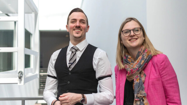 🇩🇪ドイツのInnocent Meat、自動化された培養肉生産の実証施設立ち上げに向け約11億円を調達

-------------------------
動物細胞の初期培養から培地中での増殖・分化、培地をろ過して最終製品に至るまでの全工程を、ソフトウェアで高度に自動化👩‍💻

専門知識のない従来の食肉メーカーでも培養肉の生産が行え、事業転換を支援するようなシステムを構想しました。

必要な規制認可を取得して、2028年の市場参入を目標に掲げています⛳️

🔗記事本文は、プロフィールのリンクから

#細胞農業 #代替プロテイン #代替タンパク質 #フードテック #細胞性食品 #培養肉 #培養肉開発 #培養肉生産 #培養肉の生産技術 #培養肉工場 #バイオリアクター #培養肉企業 #培養肉メーカー #細胞培養