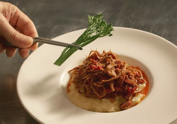 「Pulled Lamb Style」