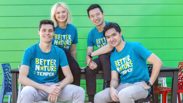 🇬🇧英国のテンペブランドBetter Natureが約2.2億円を調達、直近の四半期で過去最高の売り上げを記録

-------------------------
業界全体がやや低迷する中で128％の売上増を記録し、欧米でも広がる#テンペ の国内No.1ブランドに成長📈

共同創業者の2人は今年、『フォーブス』誌が毎年発表している #世界を変える30歳未満の30人 に選ばれました。

自社製品を「鶏肉に勝るクリーンラベルの代替品」と位置付け、国外進出にも積極的です。

🔗記事本文は、プロフィールのリンクから

#代替プロテイン #代替タンパク質 #フードテック #植物性プロテイン #植物性タンパク質 #植物性たんぱく質 #植物性食品 #植物性代替肉 #代替肉 #クリーンラベル #ヴィーガンフード #ヴィーガン食品 #微生物発酵