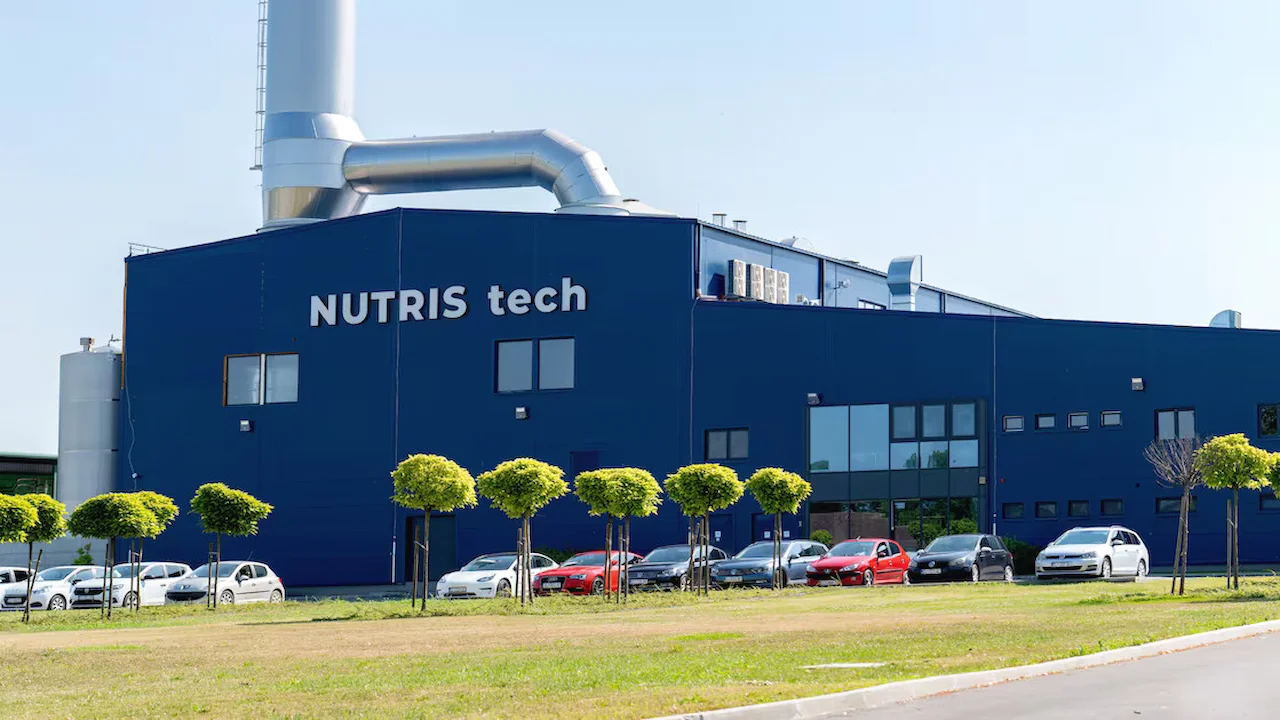 Nutrisの工場外観