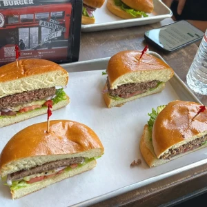 ハンバーガーの試食イベント