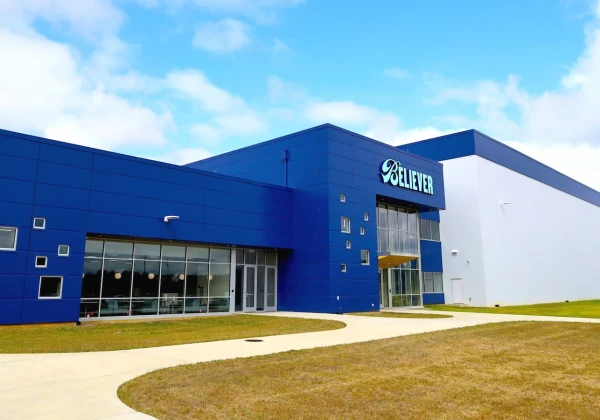 Believer Meatsの工場外観