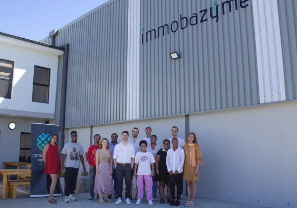 Immobazymeのメンバー