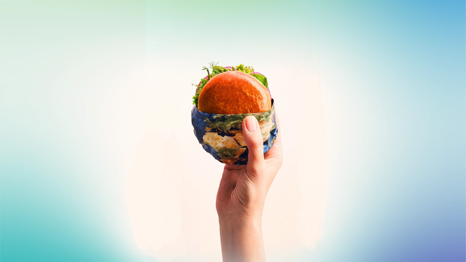 ハンバーガーを持つ手