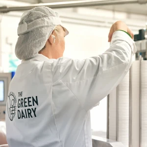 The Green Dairyの工場の人