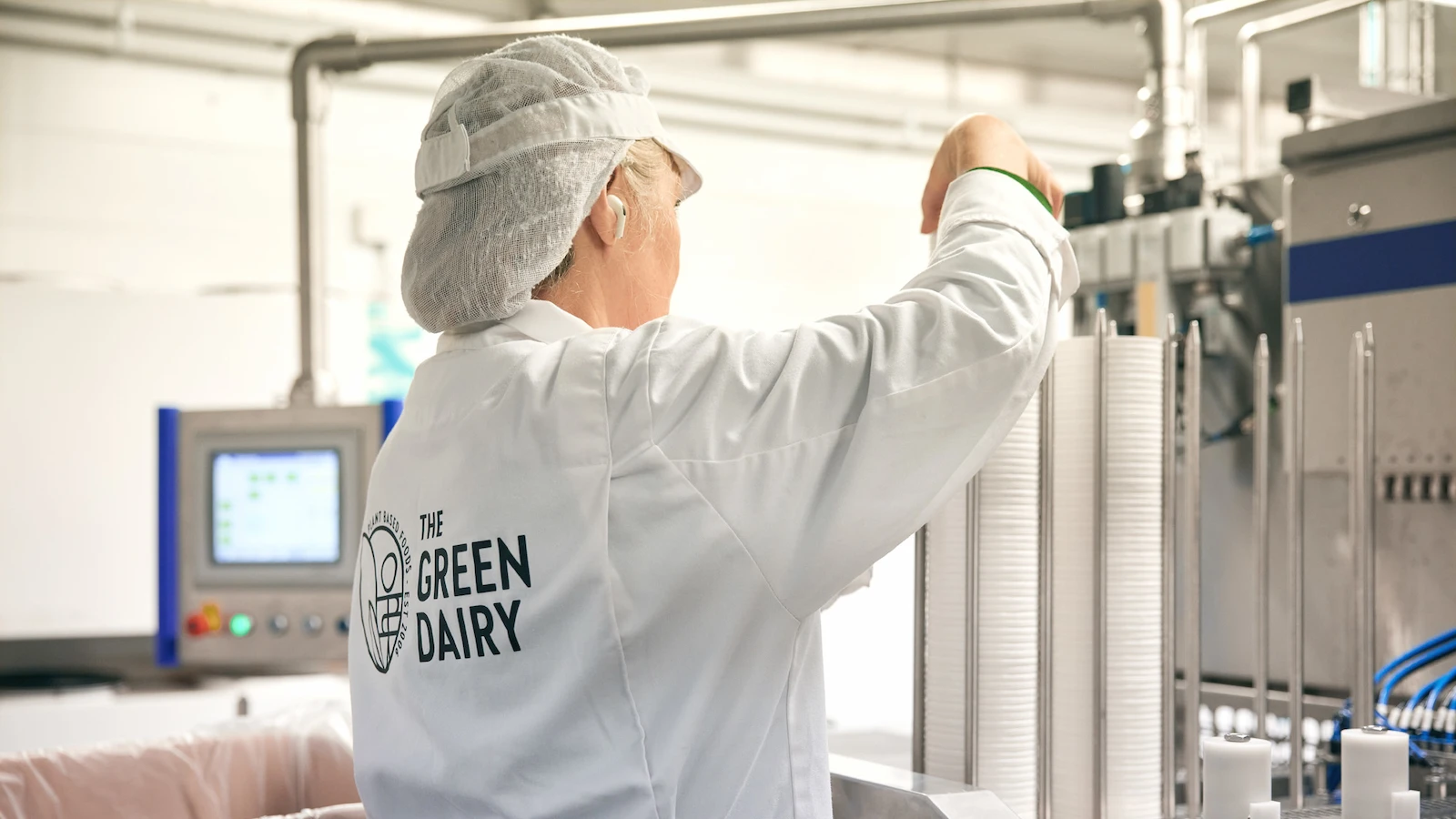 The Green Dairyの工場の人