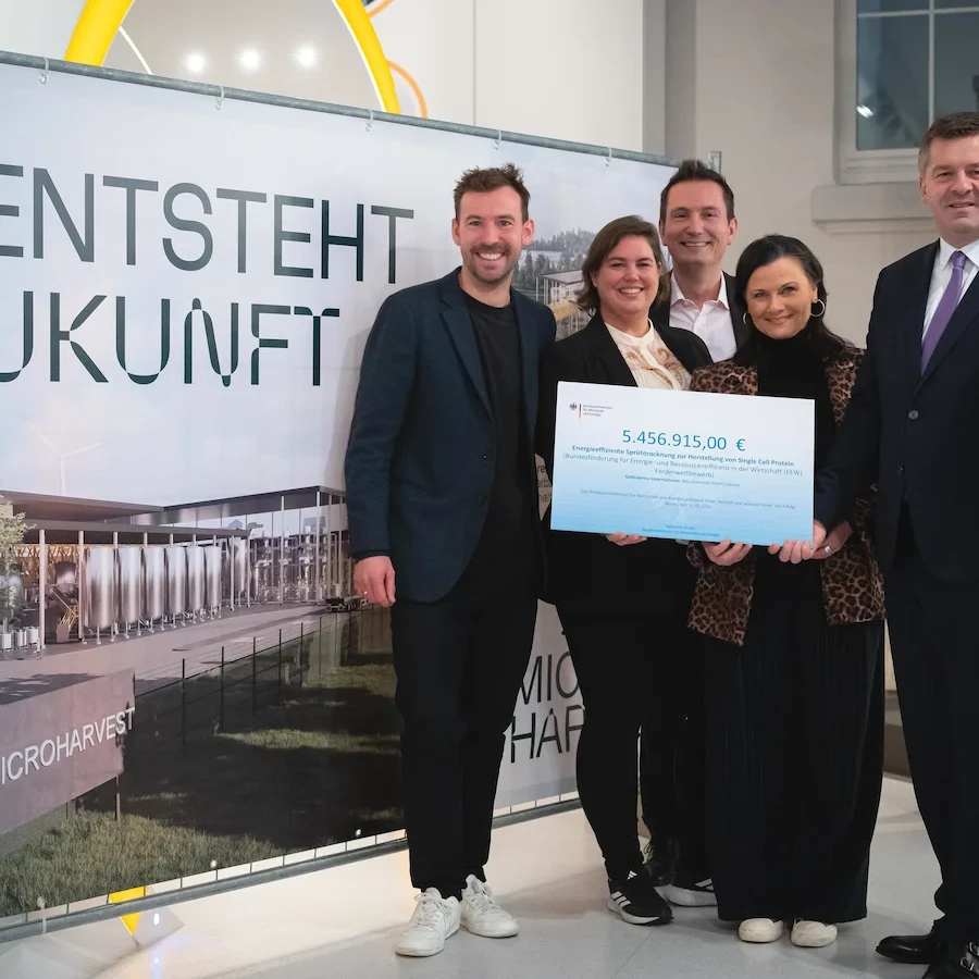 MicroHarvestのメンバー