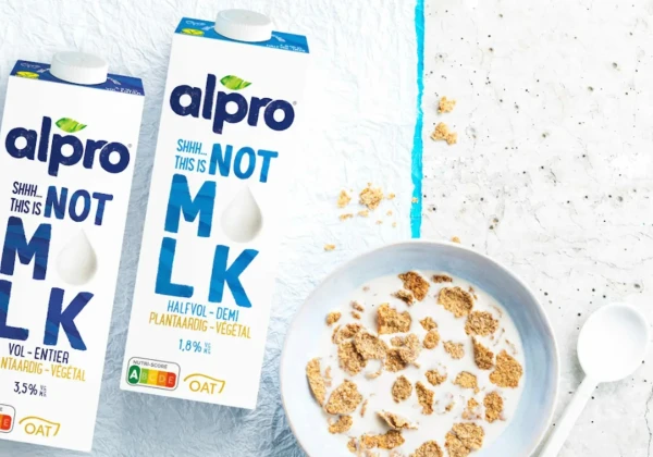 「This Is Not M*lk」パッケージ