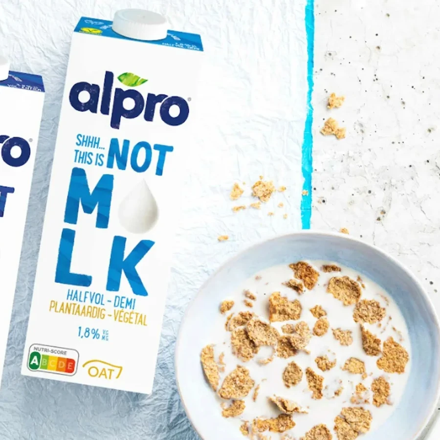 「This Is Not M*lk」パッケージ