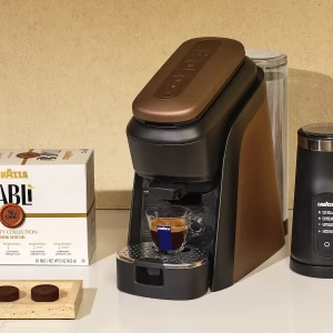 エスプレッソマシンとコーヒーカプセル