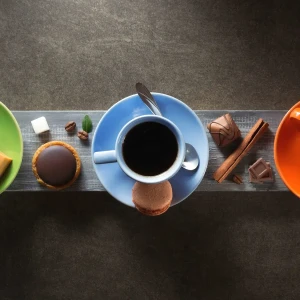 並んだコーヒーカップ