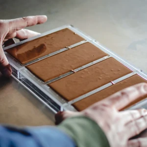 チョコレート製造の様子